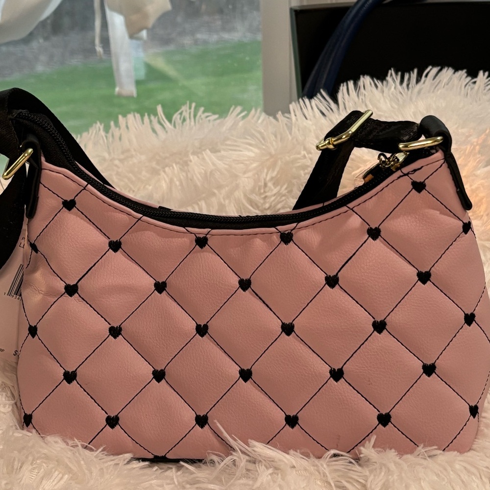 NWT Betsey Johnson Pink Quilted Black Heart Shoulder Bag Crossbody - Picture 4 of 14